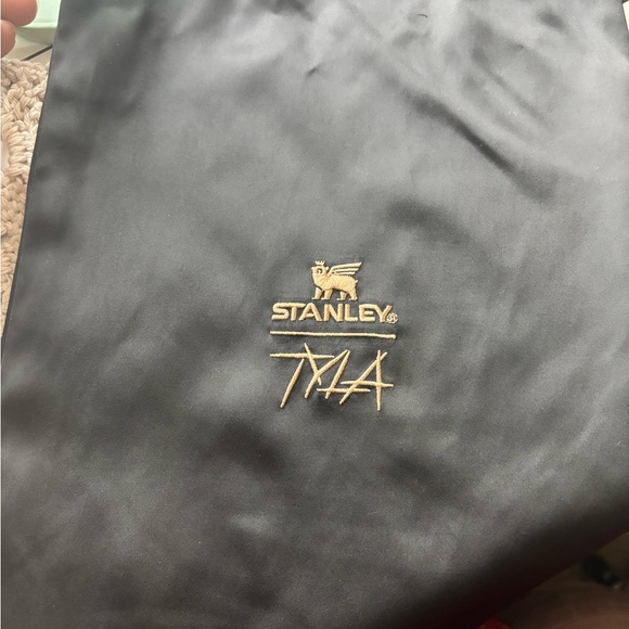 Stanley Tyla Collab Brown and Gold Tumbler with Handle - Picture 2 of 5